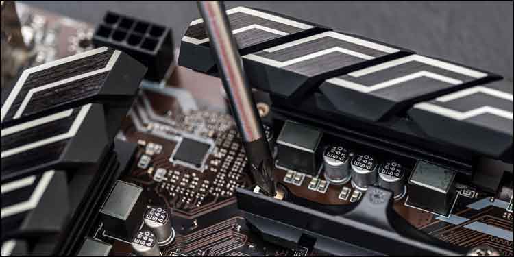 PC Won't Turn on, But Motherboard Light Is on/It's Plugged In